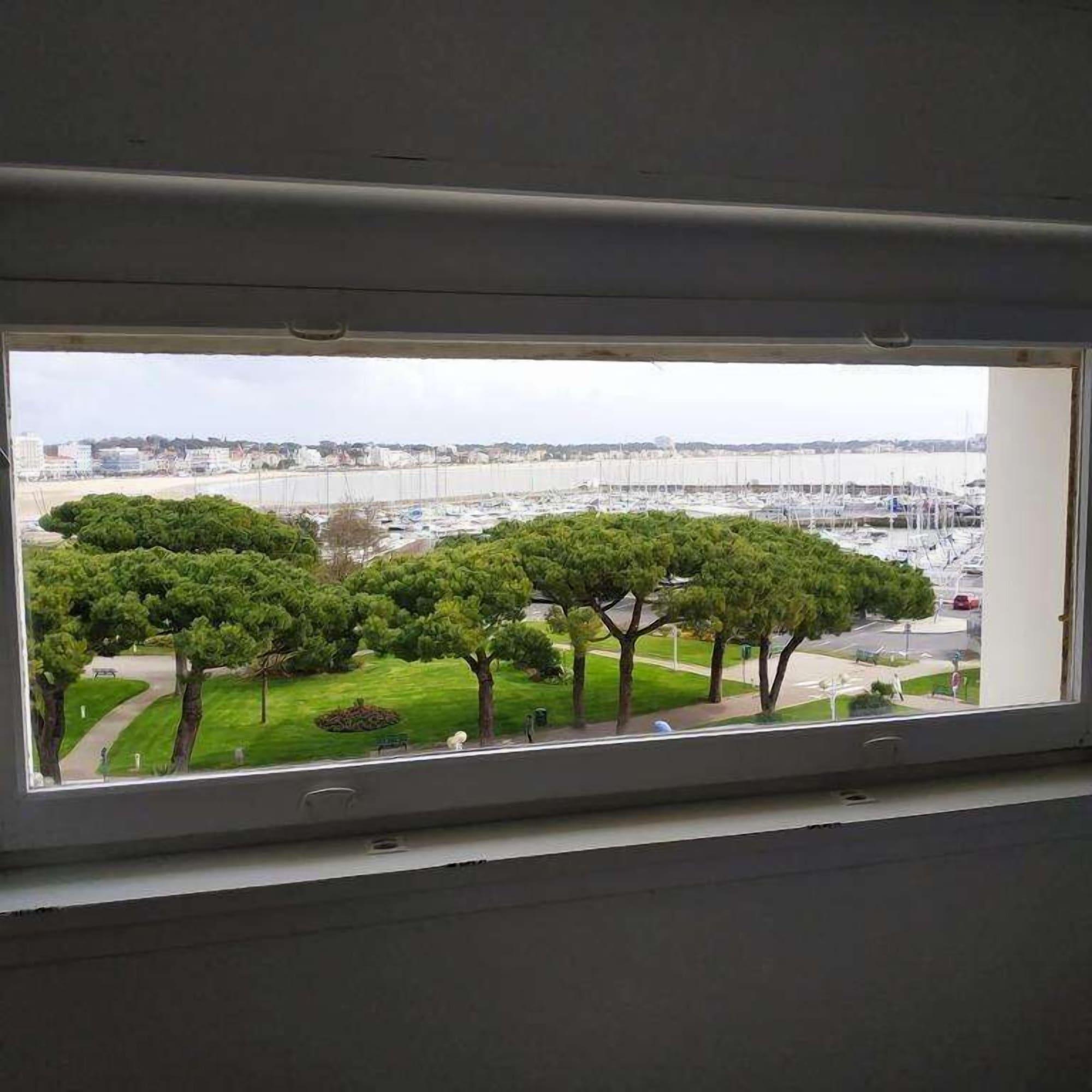 Brit Hotel Hermitage Royan Kültér fotó