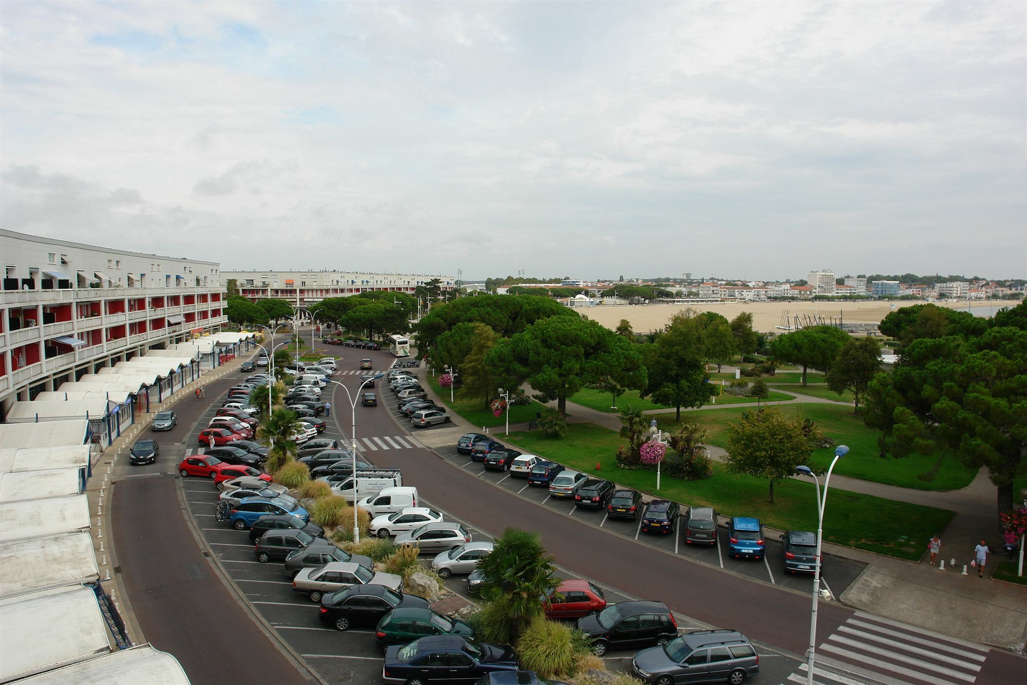 Brit Hotel Hermitage Royan Kültér fotó